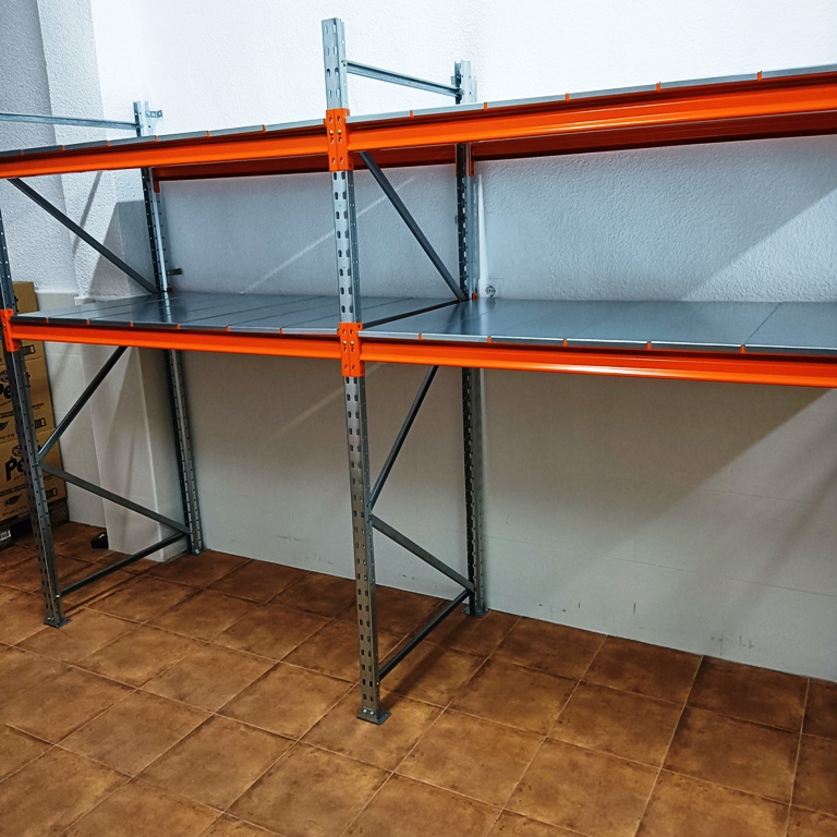 Estanterias metalicas de media carga para hacer bancos de trabajo y mesas